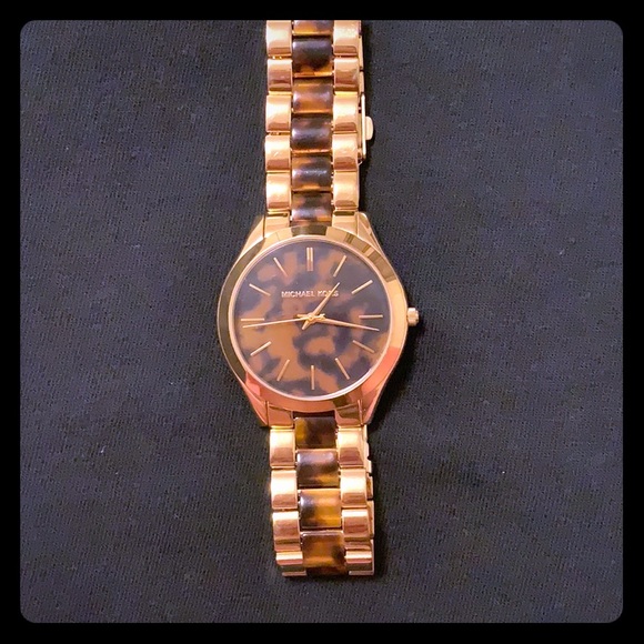 Michael Kors watch - Picture 1 of 2
